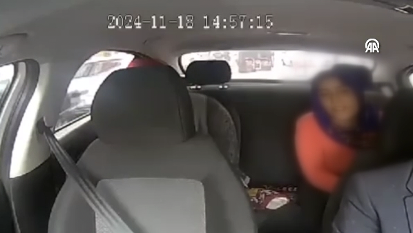 Diyarbakır'da bohçacı kılığına giren hırsızlar yakalandı, mal varlıkları herkesi şoke etti - Resim: 0