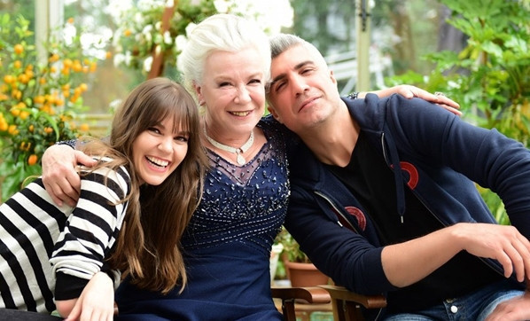 Sürprizler bitmiyor! İstanbullu Gelin'e bomba transfer - Resim: 1