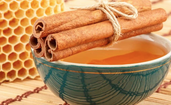 Tarçın ve balı karıştırıp her gün bir kaşık tüketin! Bu faydalarını göreceksiniz - Resim: 2