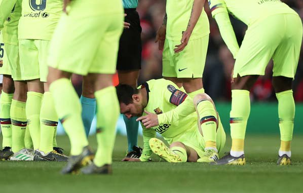 Messi kanlar içinde yerde kaldı yürekler ağza geldi - Resim: 4