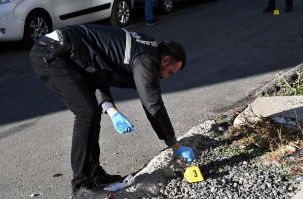 'Eşinden boşan onunla ben evleneceğim' deyince ortalığı kan gölüne çevirdi - Resim: 4