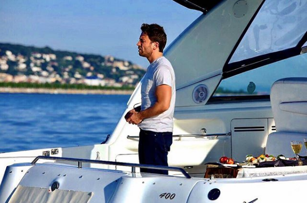 Öyle Bir Geçer Zaman Ki'de ünlenen Tolga Güleç'ten yıllar sonra Erkan Petekkaya itirafı - Resim: 4