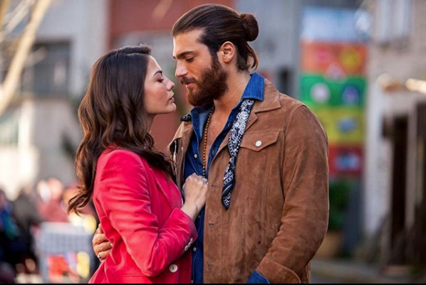 Demet Özdemir Can Yaman'ın adını ağzına almadı ama hakkında bakın neler söyledi - Resim: 2