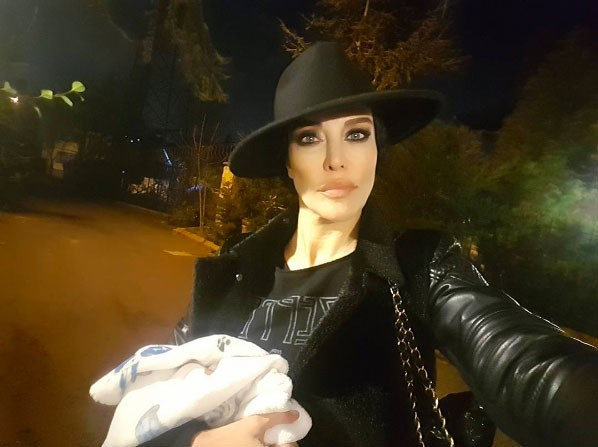 Deniz Akkaya'dan şok 'Bacak arasına sıkışıp kalmış...' - Resim: 3