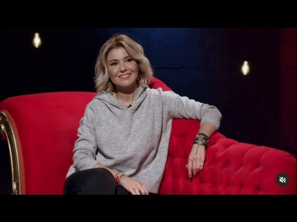 Gülben Ergen 'beni aşağı çekmeye çalıştılar' deyip içini döktü bakın neler neler anlattı - Resim: 1
