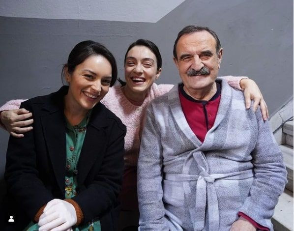 Masumlar Apartmanı Ezgi Mola paylaştı 'Kendimden beklentim minimumda' - Resim: 3