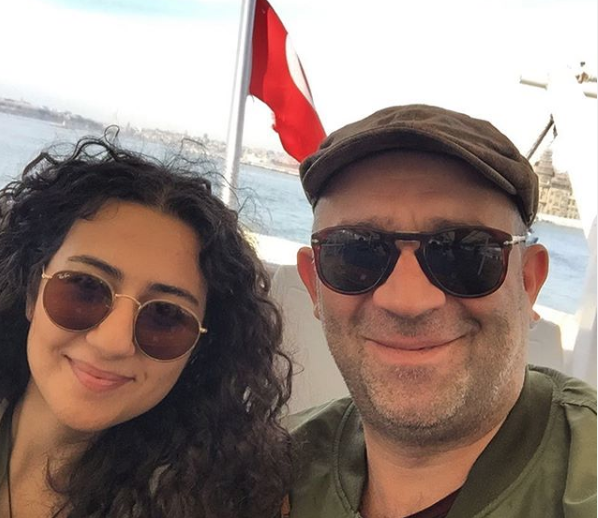 Şevket Çoruh'un kızı Gülenay Çoruh 'yok artık' dedirtti! Annesine benzerliği... - Resim: 4