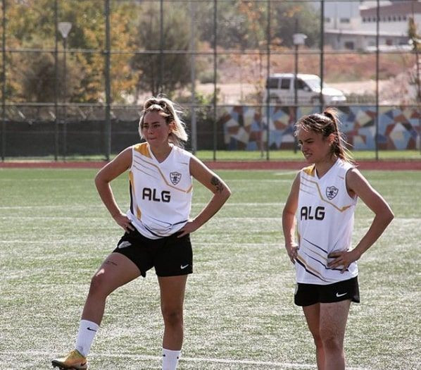 Survivor yıldızı Aycan Yanaç rahatsızlandı hayranları Twitter'ı birbirine kattı - Resim: 2