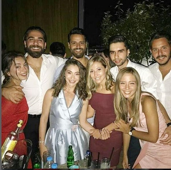 Kadir Doğulu ve Neslihan Atagül'ün mutlu günü!  - Resim: 1