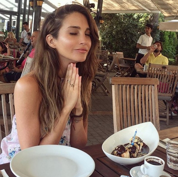 Rojda Demirer'de estetik güzeliymiş birde estetiksiz haline bakın - Resim: 2