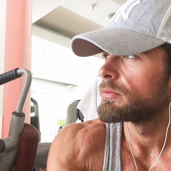 Aşk Yeniden'in Ertan'ı Mert Öcal'dan Instagram'da olay pozlar - Resim: 1