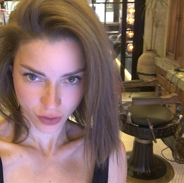 Merve Boluğur’un hali kötü bir deri bir kemik kaldı - Resim: 2