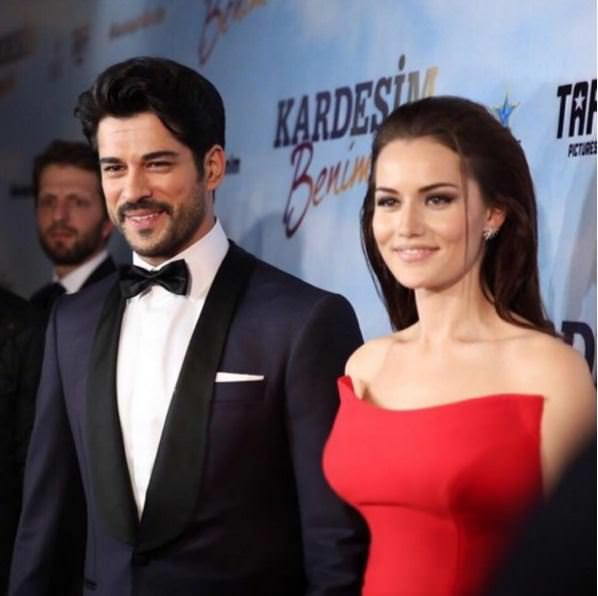 Burak Özçivit ve Fahriye Evcen'in düğün davetiyesi sızdı - Resim: 2