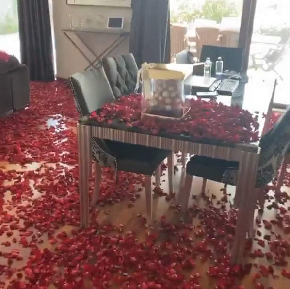 Selin Ciğerci'ye eşi Gökhan Çıra sürpriz yaptı Travis Scott ile Kylie Jenner'ı örnek aldı - Resim: 2