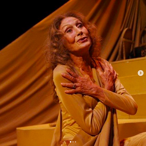 Yıldız Kenter kaç evlilik yaptı eşleri ve çocukları kimdir? - Resim: 4