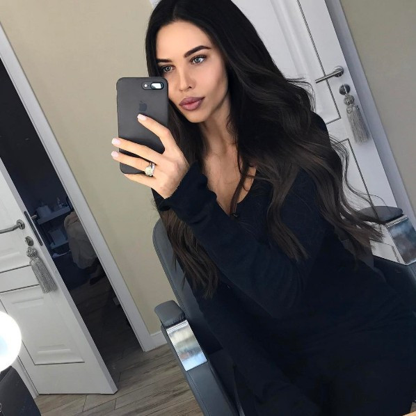 Küçükken ona çirkin diyorlardı dünya şimdi onu konuşuyor - Resim: 3