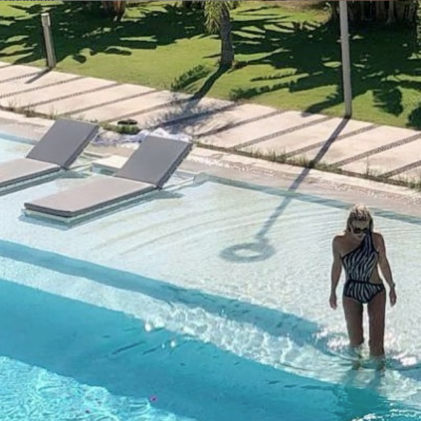 Bebeğini kaybeden Seren Serengil'den teknede bikinili şov! Yaşar İpek'le de davalık - Resim: 4