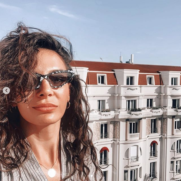 ATV Hercai dizisi yıldızı Ebru Şahin isyan etti o paylaşıma yorum yağdı - Resim: 2