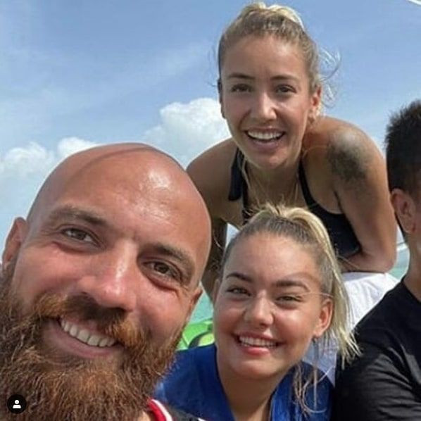 Survivor Aycan Yanaç Onur Soygun ile yakalandı aşk iddiası bomba gibi düştü - Resim: 1