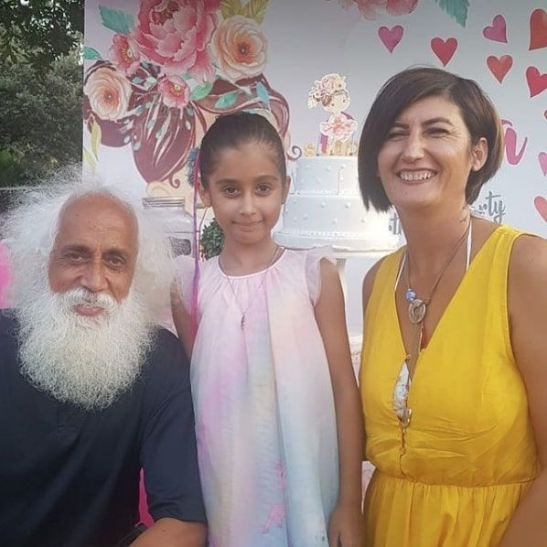 Çocuğuna yamalı pantolon giydiren Gönül Yılman Saygan'dan eleştirilere yanıt! 'Utanmıyorum' - Resim: 1