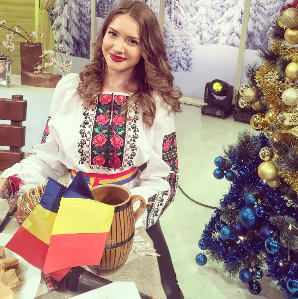 Sinan Akçıl yine gönlünü dünyaca ünlü yıldıza kaptırdı - Resim: 3