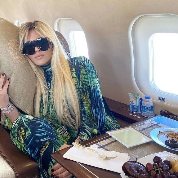 Selin Ciğerci hastaneden paylaştı 'Estetik yaptırdım diyebiliriz ama olmalıydım' - Resim: 1