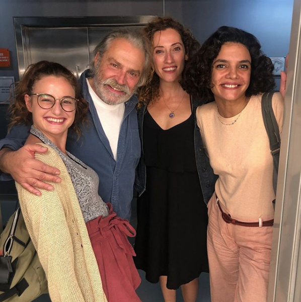 Haluk Bilginer yıllar önce İngiliz dizisinde oynamış 'Oy Oy Eminem' şarkısını söylemiş - Resim: 2