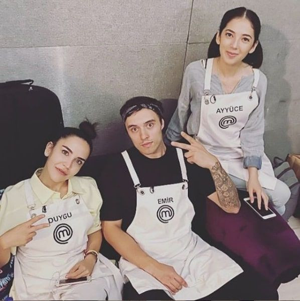 Duygu Acarsoy Masterchef'de aldattığını ifşa ettiği nişanlısı ile evleniyor - Resim: 1