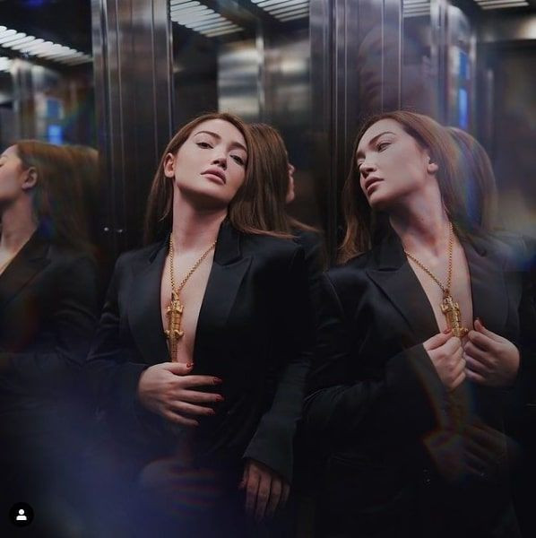 Lüks içinde yaşayan Danla Bilic kazancıyla ilgili söyledikleriyle ağızları açık bıraktı - Resim: 4