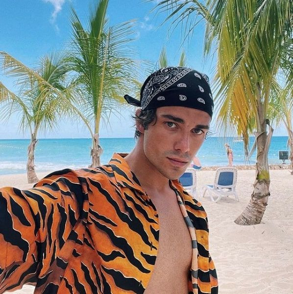 Amerika'da Cemal Can Canseven fare istilasıyla karşı karşıya kaldı Türkiye'yi övdü - Resim: 4