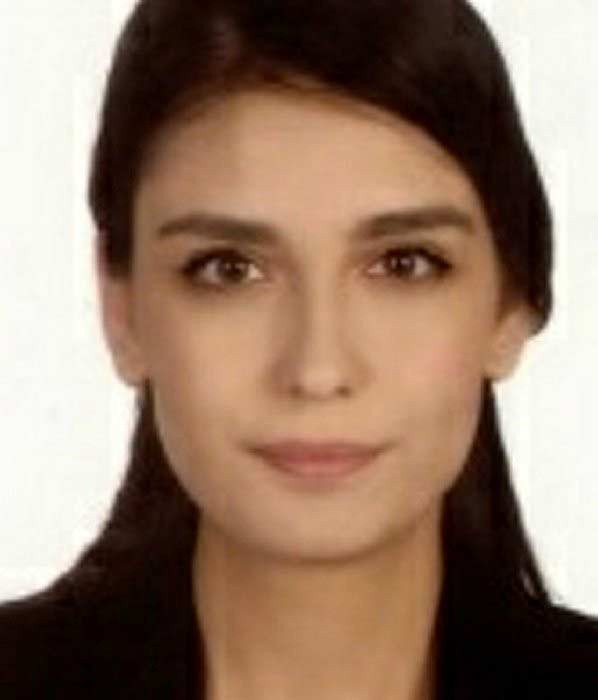 Bursa'da genç kadın hakim çocuk parkında asılı bulunmuştu 3 sayfalık sır not - Resim: 0