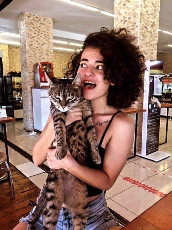 Azra, Antalya'da öldürülüp 13 parçaya bölündü! Kayıp kafatasına ait çene kemikleri bulundu - Resim: 1