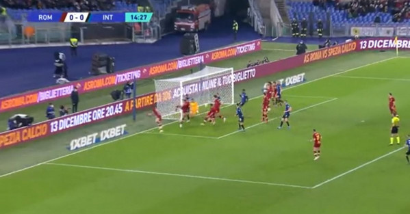 Hakan Çalhanoğlu kornerden gol attı - Resim: 0