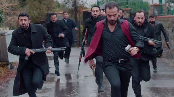 Show TV'nin Çukur'un aldığı ağır darbe ipe götürdü! - Resim: 1