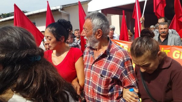 Cenazesi üç gündür gömülemiyor - Resim: 2