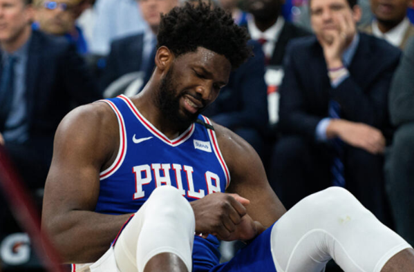 Joel Embiid'in parmağı çıktı görenlerin içi burkuldu - Resim: 2