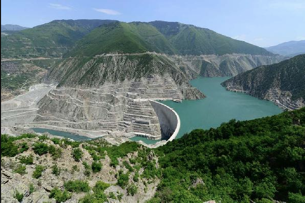 Çoruh Nehri göle döndü! Barajlar yüzünden artık akmıyor - Resim: 1