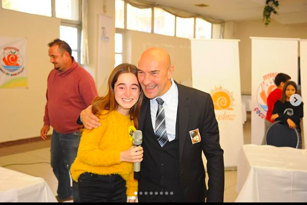 Tunç Soyer kimdir babası ortalığı karıştırdı eşi ve çocuklarına bakın - Resim: 3