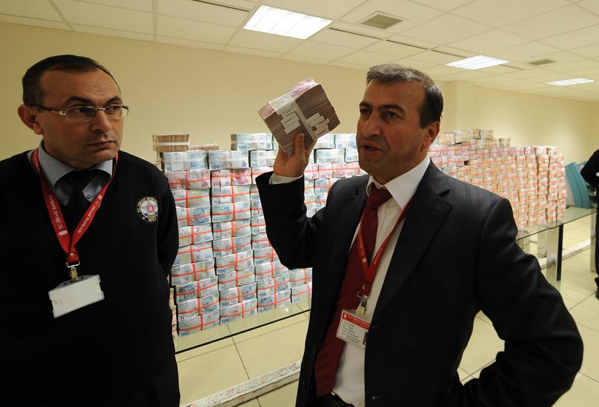 Rekor ikramiyeyi böyle sergilediler - Resim: 3