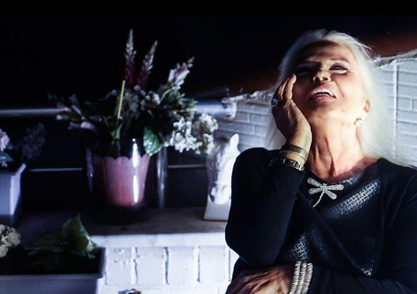 Gönül Yazar'a sevgilisi 'estetiğe gerek yok böyle güzelsin' demiş - Resim: 1