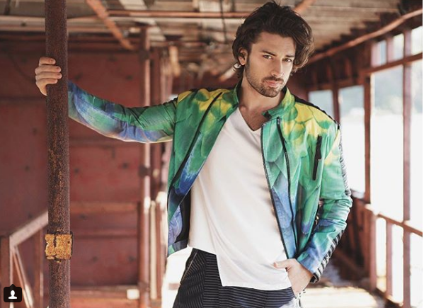 Fazilet Hanım ve Kızları Sinan Alp Navruz kimdir eski sevgilisine bakın - Resim: 2