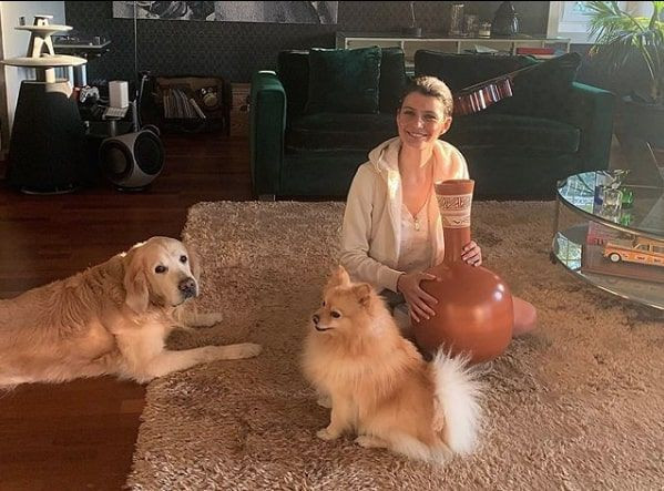 Mayosuyla paylaşım yapan Beren Saat'e ilk yorum bakın kimden geldi beğeni yağdı - Resim: 4