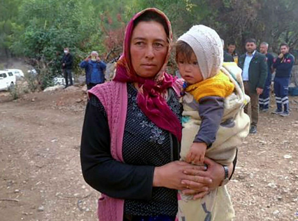 Sapık Dede! 3 yaşındaki torunu ve gelinine tecavüz etti! Gelininden olan kendi öz çocuğuna de tecavüz etmiş - Resim: 4