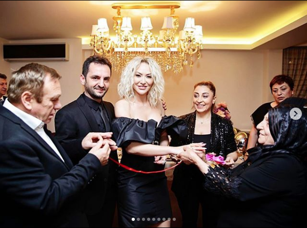 Aylin Coşkun Volkan Aslan'la imam nikahı kıydı 10 külçe mehir istedi - Resim: 2