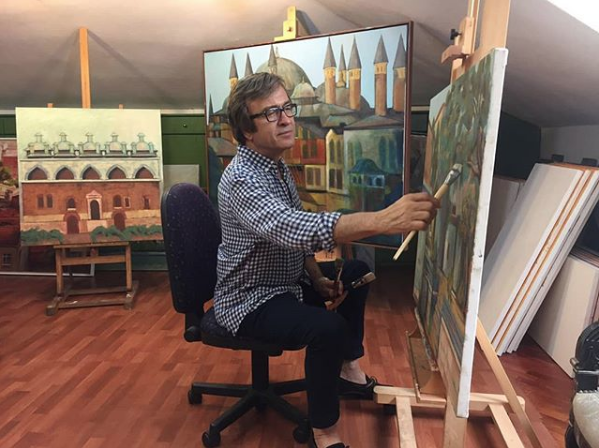 65 yaş üstü ünlüler evde kaldı dışarı çıkma yasağı gelen ünlüler bakın kimler - Resim: 4