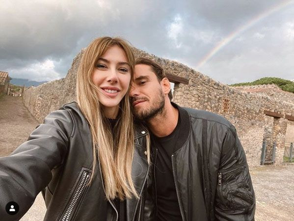 İtalya'ya giden Şeyma Subaşı ile sevgilisi Guido Senia'ya coronavirüs cezası yağdı - Resim: 1