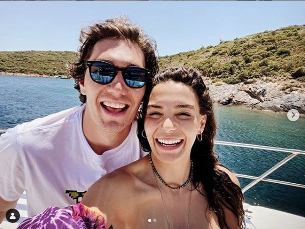 ABD'den ATV Hercai dizisinin çekildiği Mardin'e Cedi Osman Ebru Şahin için geldi - Resim: 4