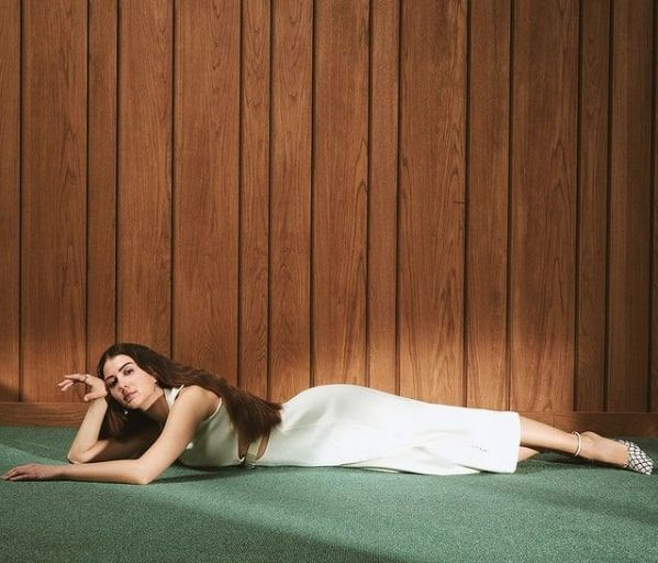 'Evlenmeden anne olabilirim' diyen Burcu Özberk sosyal medyayı ikiye böldü - Resim: 3