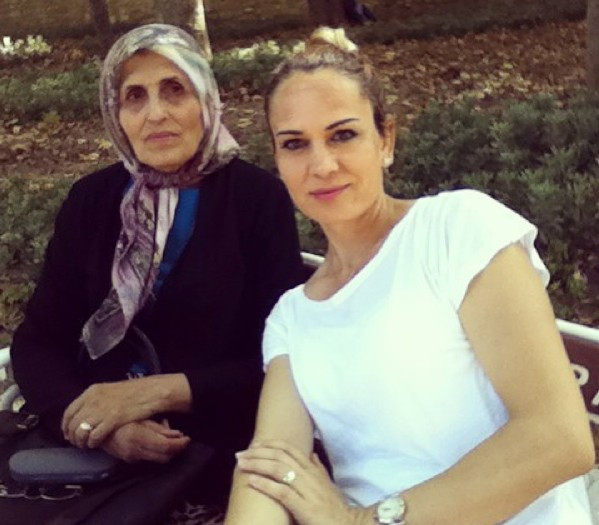 Nagihan Karadere bambaşka çıktı meğer kocası ile... - Resim: 4