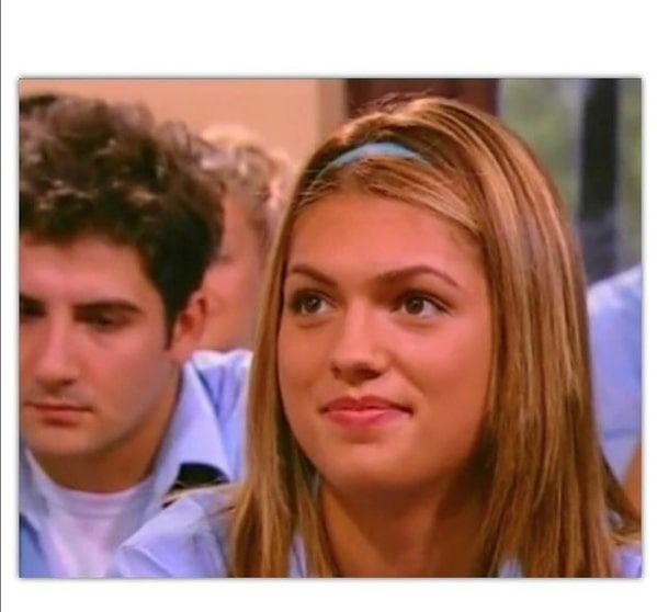 Hayat Bilgisi Barbie ile tanınan İpek Erdem yine imaj değiştirdi şoke etti - Resim: 1